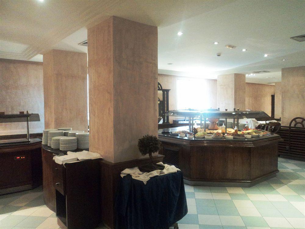 Hotel Ibn Khaldoun Tunis Exterior photo