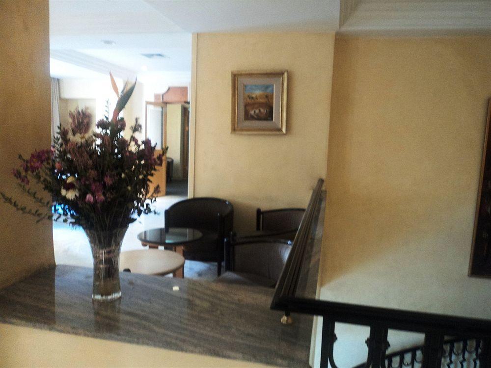 Hotel Ibn Khaldoun Tunis Exterior photo